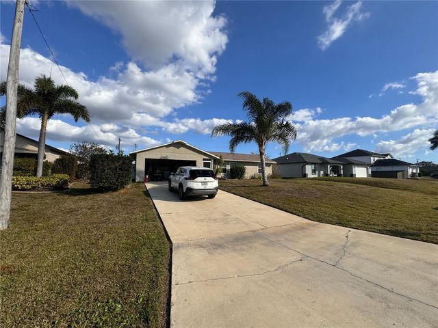 1323 NW 7TH PLACE, Cape Coral, FL 33993