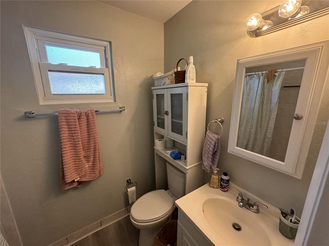 1323 NW 7TH PLACE, Cape Coral, FL 33993