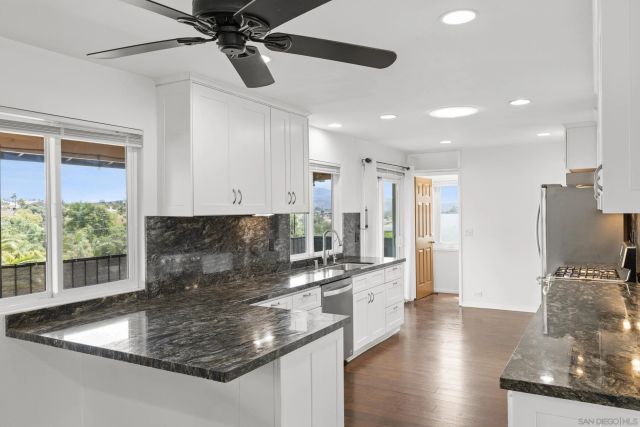1958 Lejos Dr, Escondido, CA 92025
