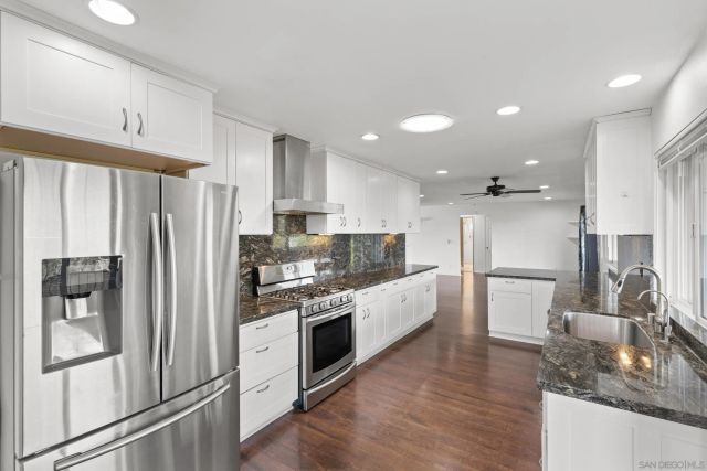 1958 Lejos Dr, Escondido, CA 92025