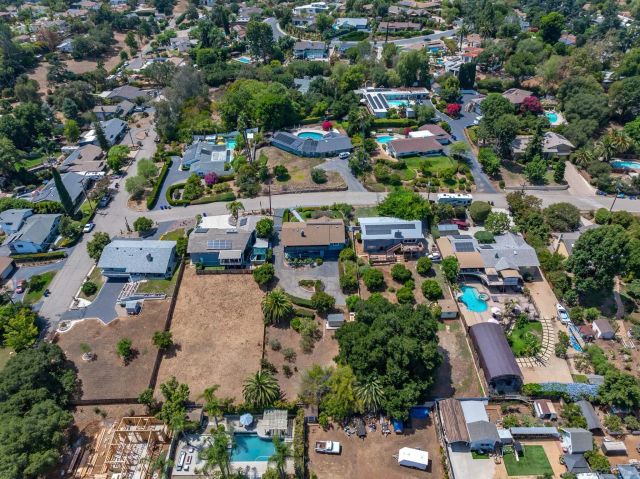 1958 Lejos Dr, Escondido, CA 92025