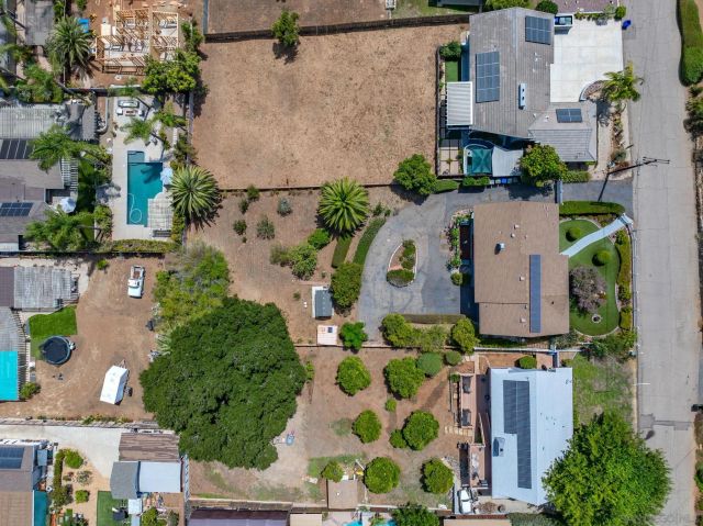 1958 Lejos Dr, Escondido, CA 92025