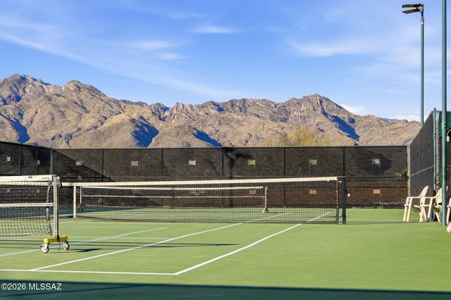 6840 E Loma Del Bribon, Tucson, AZ 85750