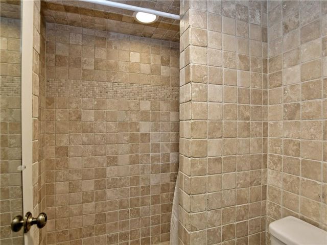 120 World Of Tennis SQ, Lakeway, TX 78738