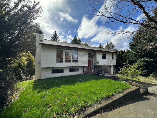 36350 DUBARKO Rd, Sandy, OR 97055