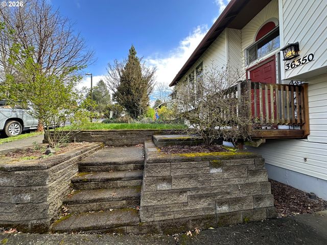 36350 DUBARKO Rd, Sandy, OR 97055