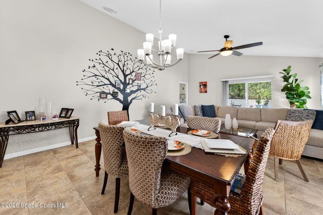 2190 Snapdragon Drive NW, Palm Bay, FL 32907