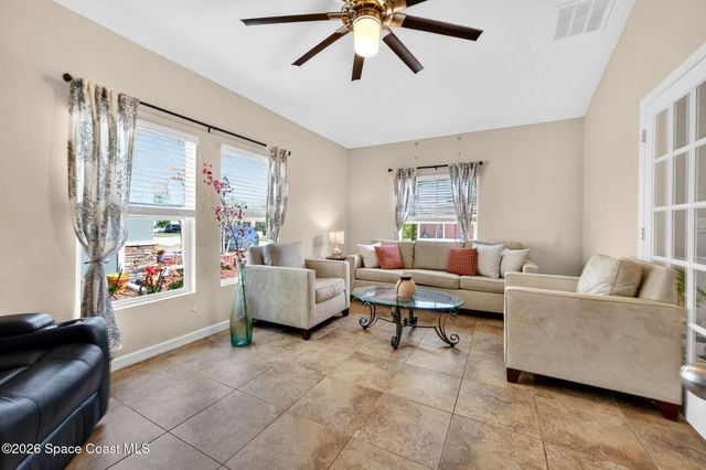 2190 Snapdragon Drive NW, Palm Bay, FL 32907