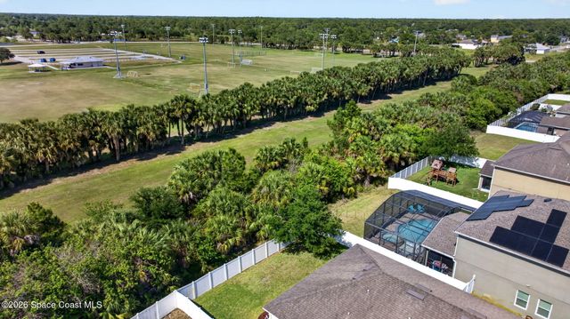 2190 Snapdragon Drive NW, Palm Bay, FL 32907