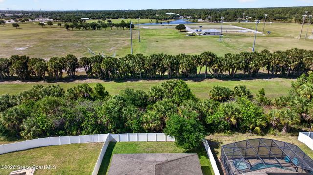 2190 Snapdragon Drive NW, Palm Bay, FL 32907
