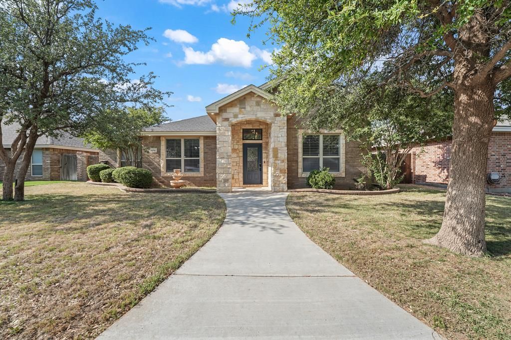 5608 Los Patios, Midland, TX 79707
