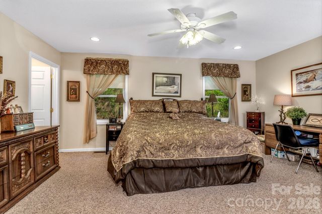 305 Majestic Mountain Drive, Burnsville, NC 28714