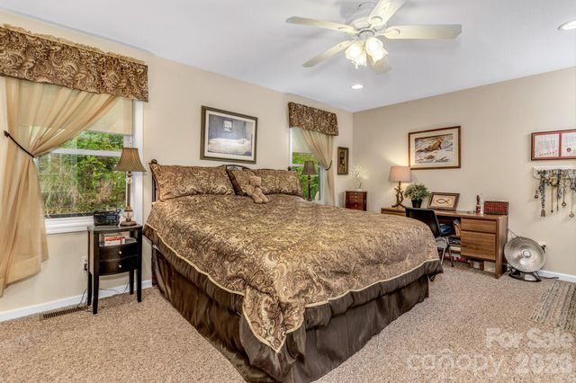 305 Majestic Mountain Drive, Burnsville, NC 28714