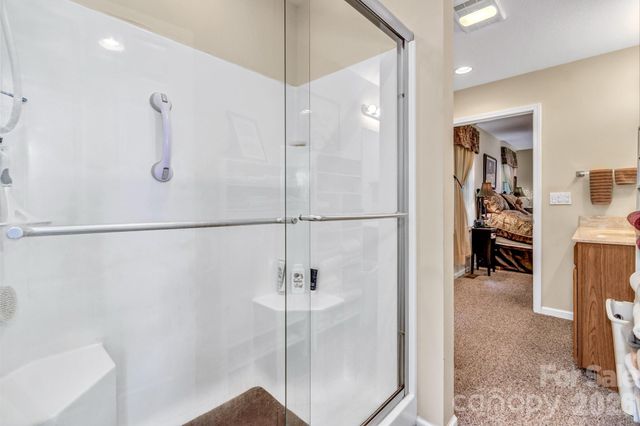 305 Majestic Mountain Drive, Burnsville, NC 28714
