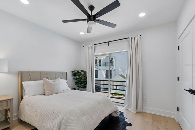 320 ISLAND WAY 302, Clearwater, FL 33767