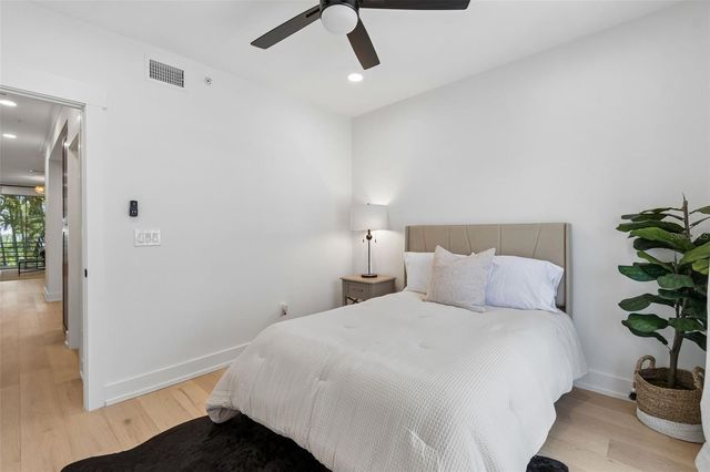 320 ISLAND WAY 302, Clearwater, FL 33767