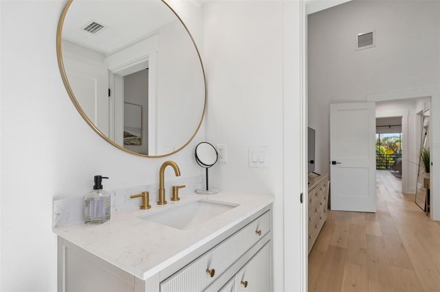 320 ISLAND WAY 302, Clearwater, FL 33767