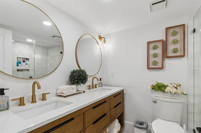 320 ISLAND WAY 302, Clearwater, FL 33767