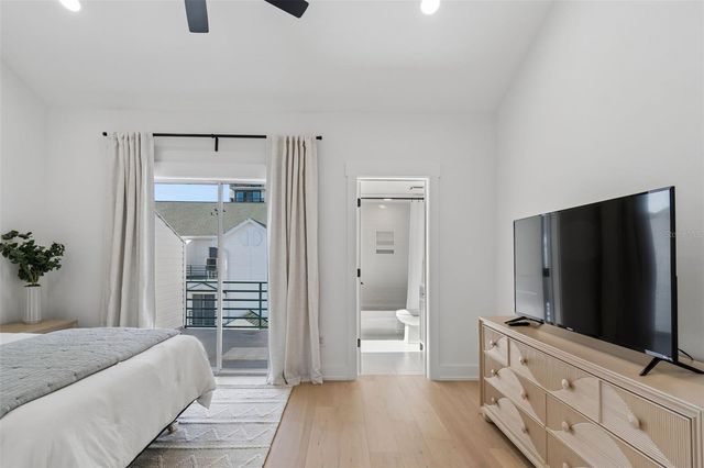 320 ISLAND WAY 302, Clearwater, FL 33767