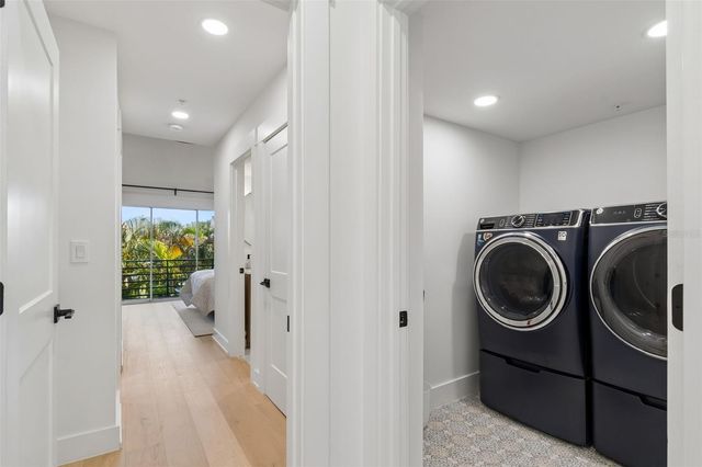 320 ISLAND WAY 302, Clearwater, FL 33767