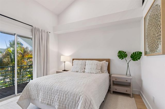 320 ISLAND WAY 302, Clearwater, FL 33767