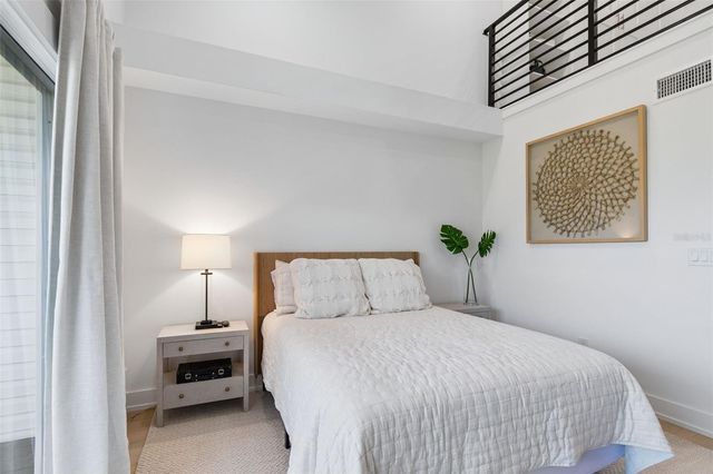 320 ISLAND WAY 302, Clearwater, FL 33767