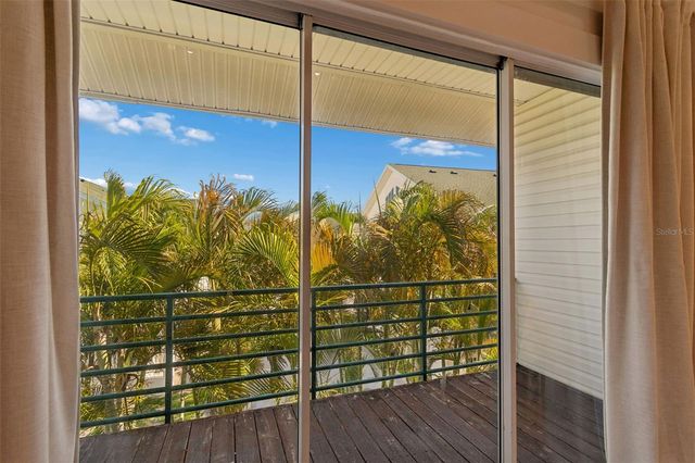 320 ISLAND WAY 302, Clearwater, FL 33767