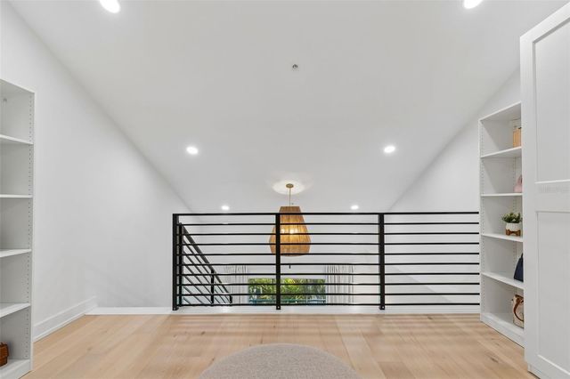 320 ISLAND WAY 302, Clearwater, FL 33767