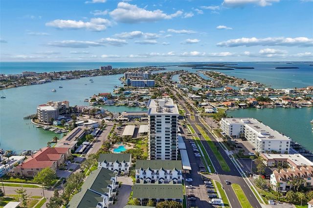 320 ISLAND WAY 302, Clearwater, FL 33767