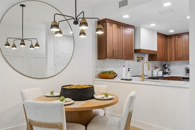 320 ISLAND WAY 302, Clearwater, FL 33767