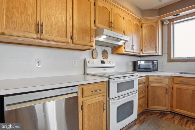 5810 OLD HARRISBURG RD, York Springs, PA 17372