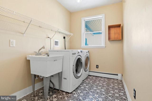 5810 OLD HARRISBURG RD, York Springs, PA 17372