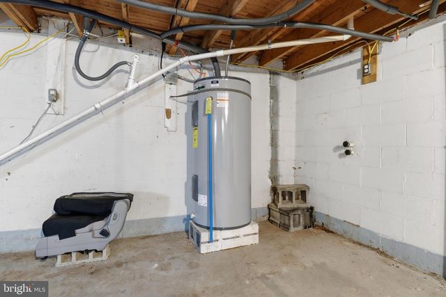 5810 OLD HARRISBURG RD, York Springs, PA 17372