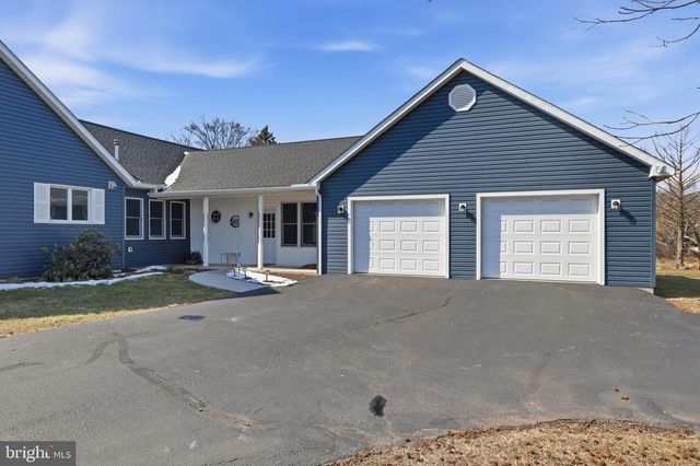 5810 OLD HARRISBURG RD, York Springs, PA 17372