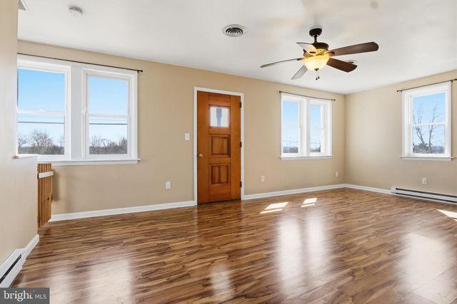 5810 OLD HARRISBURG RD, York Springs, PA 17372