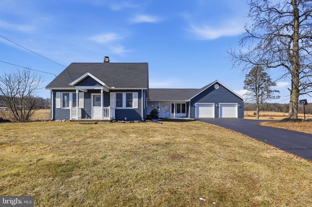5810 OLD HARRISBURG RD, York Springs, PA 17372