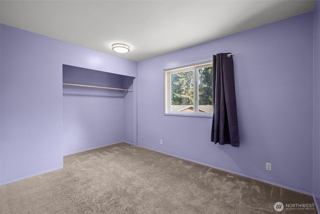 2233 NW Clinton Avenue, Poulsbo, WA 98370