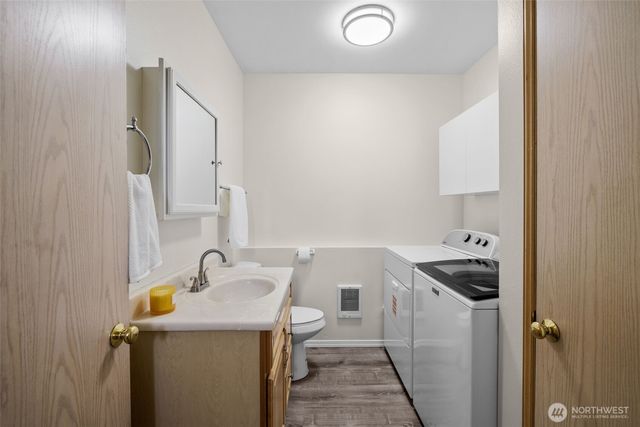 2233 NW Clinton Avenue, Poulsbo, WA 98370