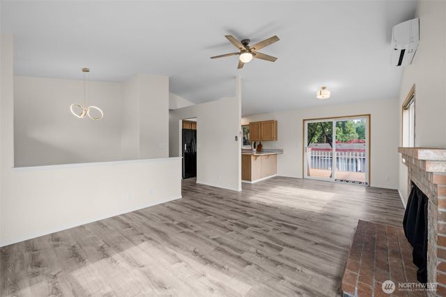 2233 NW Clinton Avenue, Poulsbo, WA 98370