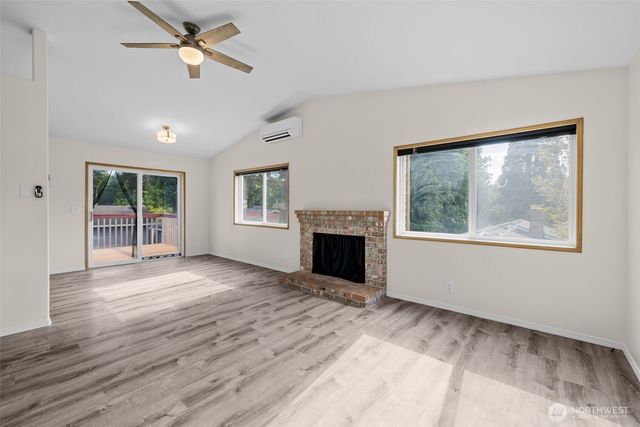 2233 NW Clinton Avenue, Poulsbo, WA 98370