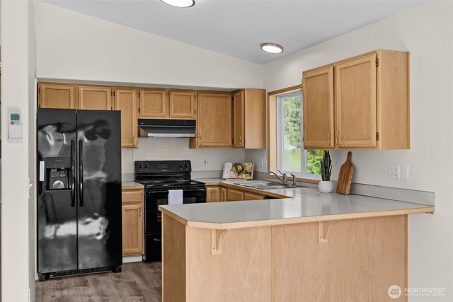 2233 NW Clinton Avenue, Poulsbo, WA 98370
