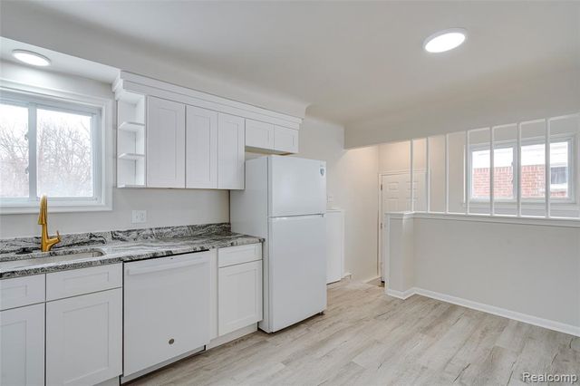 29215 Badelt Street, Westland, MI 48185