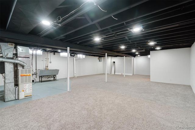 29215 Badelt Street, Westland, MI 48185