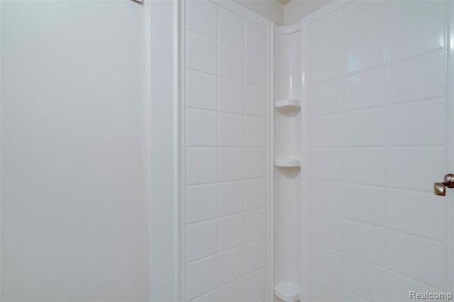 29215 Badelt Street, Westland, MI 48185