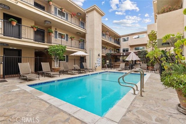 1203 N Sweetzer Avenue 118, West Hollywood, CA 90069