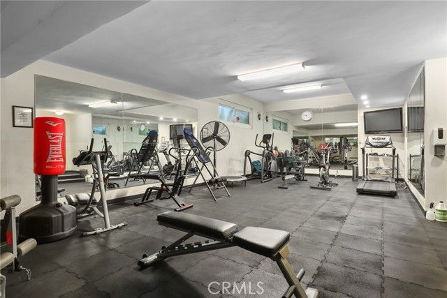 1203 N Sweetzer Avenue 118, West Hollywood, CA 90069