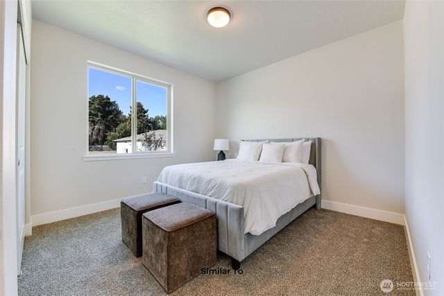 523 N Lessor Loop, Moses Lake, WA 98837