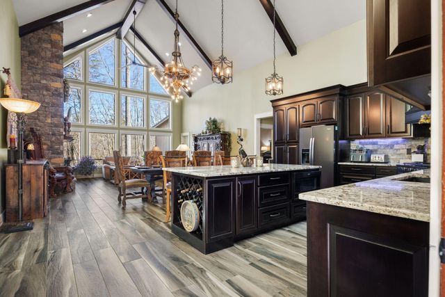 354 Mountain Farms Road, Signal Mountain, TN 37377