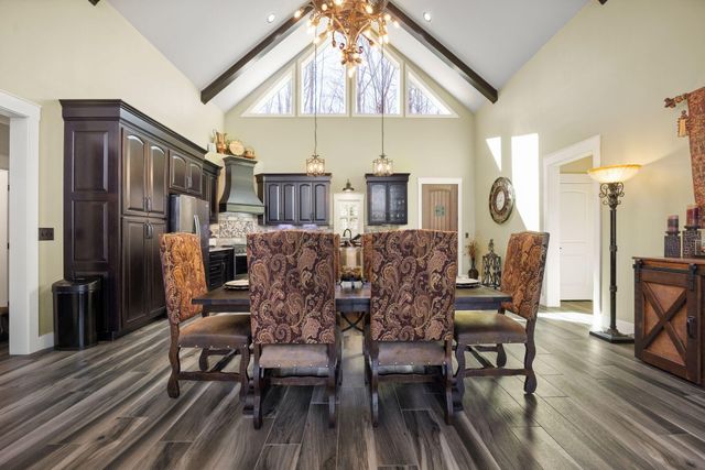 354 Mountain Farms Road, Signal Mountain, TN 37377