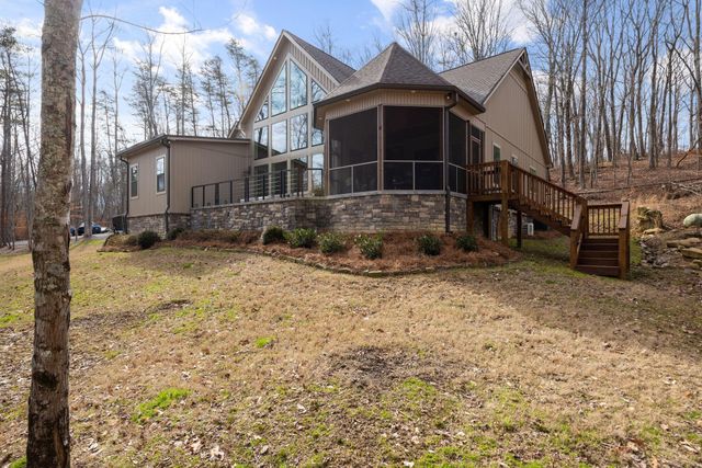 354 Mountain Farms Road, Signal Mountain, TN 37377